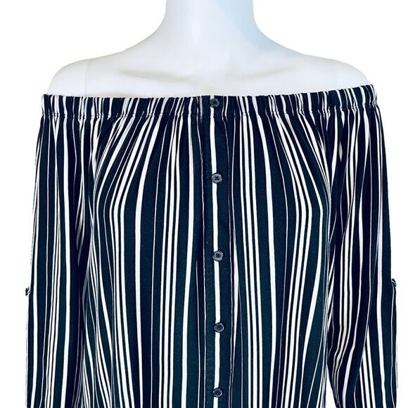 No Comment Off-the-shoulder Striped Mini Dress - Picture 3 of 8